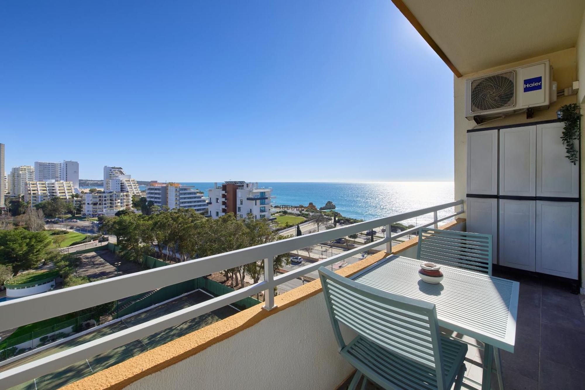 Cosy 2 Bedroom Ap Near The Da Rocha